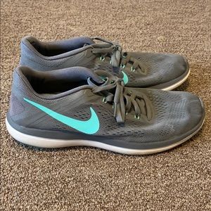 Nike 2016 Flex Runs